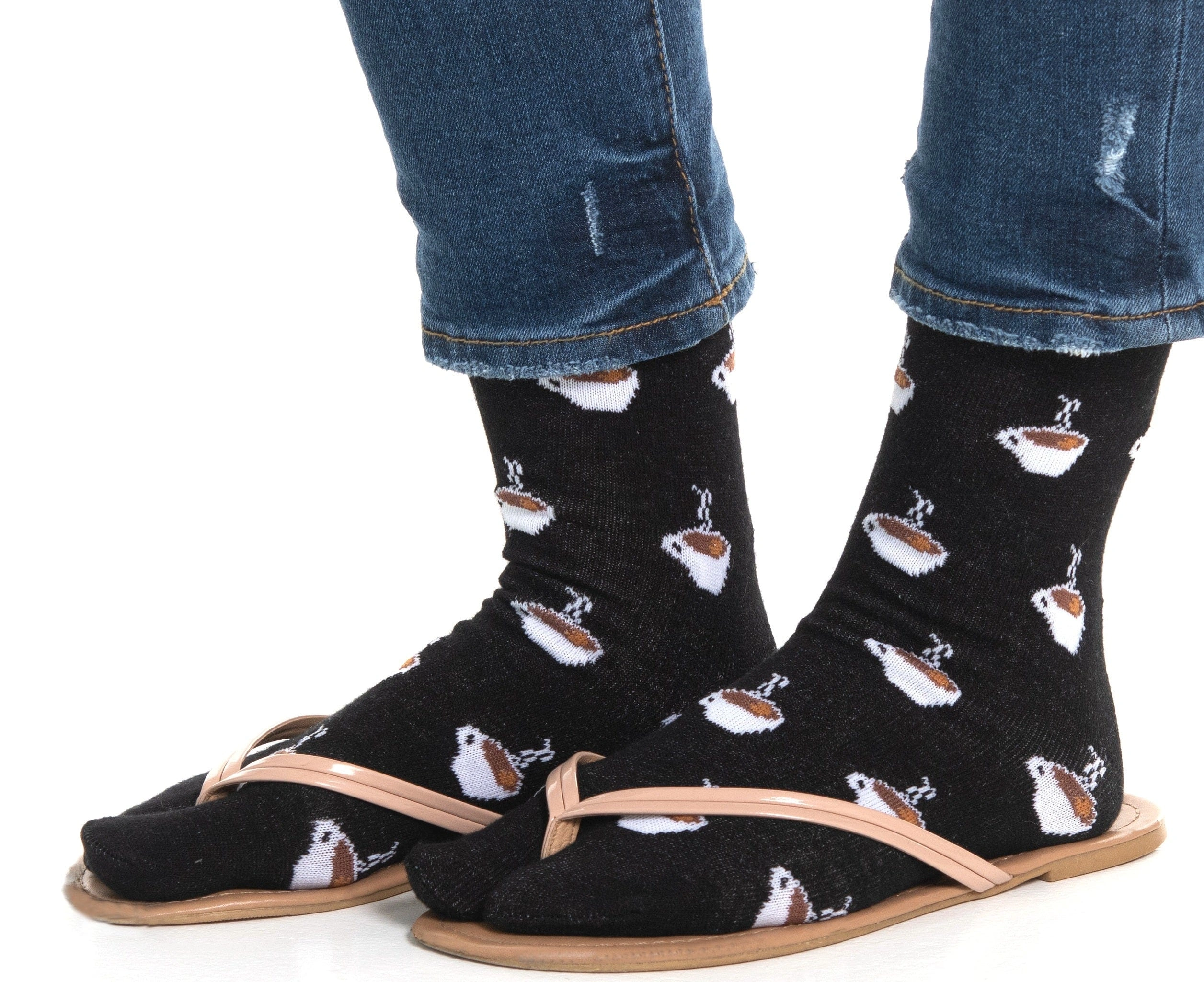Coffee Cups & Cozy Toes: Unisex Tabi Socks for Flip-Flop Fun!